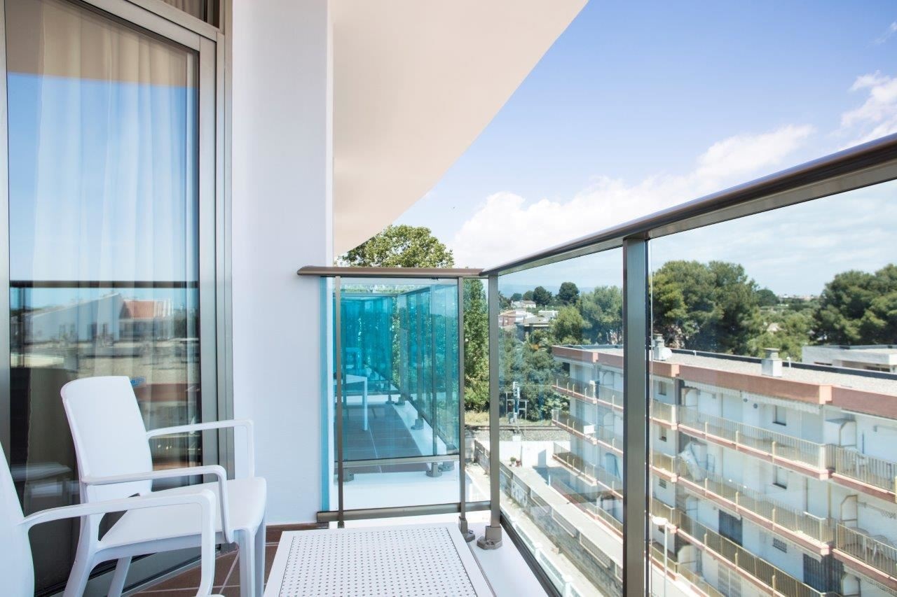 rooms-standard-room-balcony-or-terrace