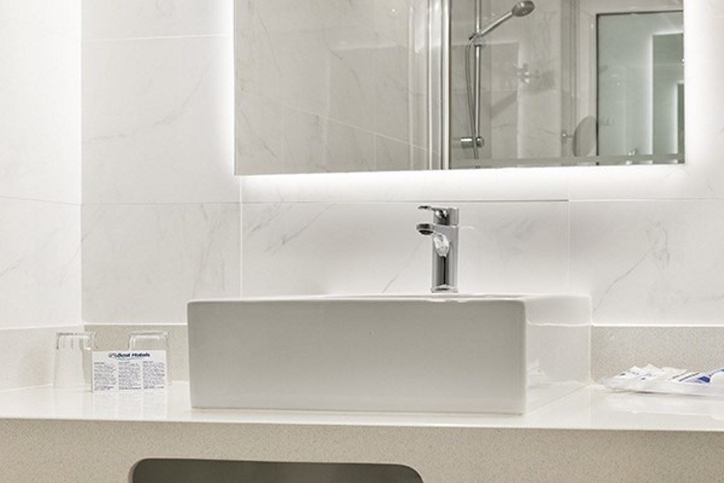 rooms-studio-balcony-or-terrace