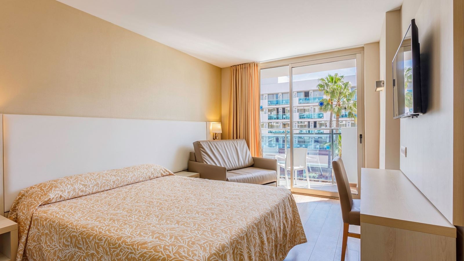 rooms-double-standard-side-sea-viw