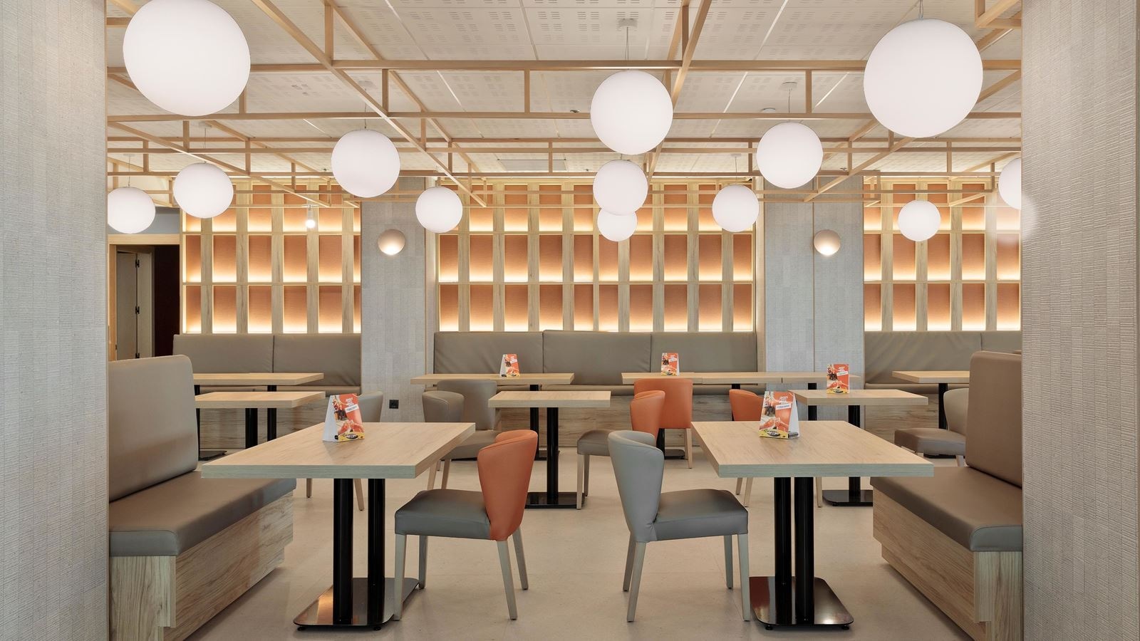bars-main-bar