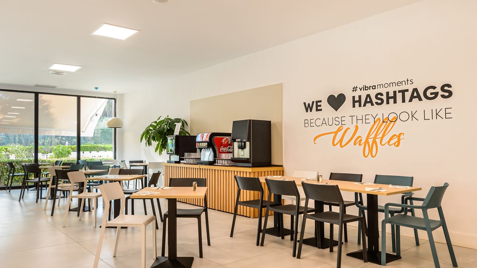 restaurants-breakfast-buffet