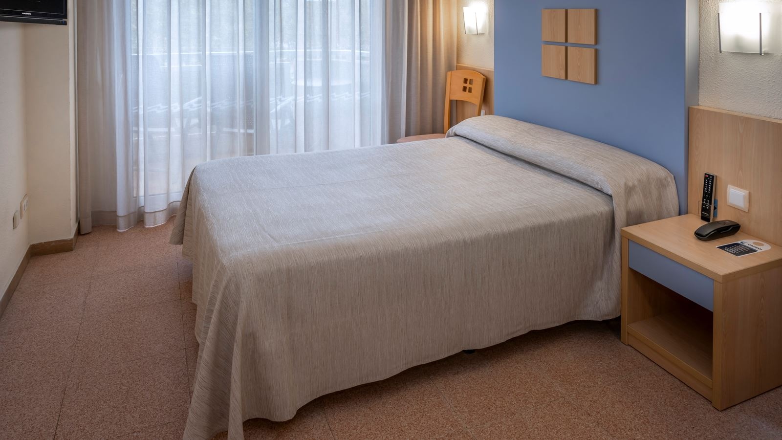 rooms-double-standard-room