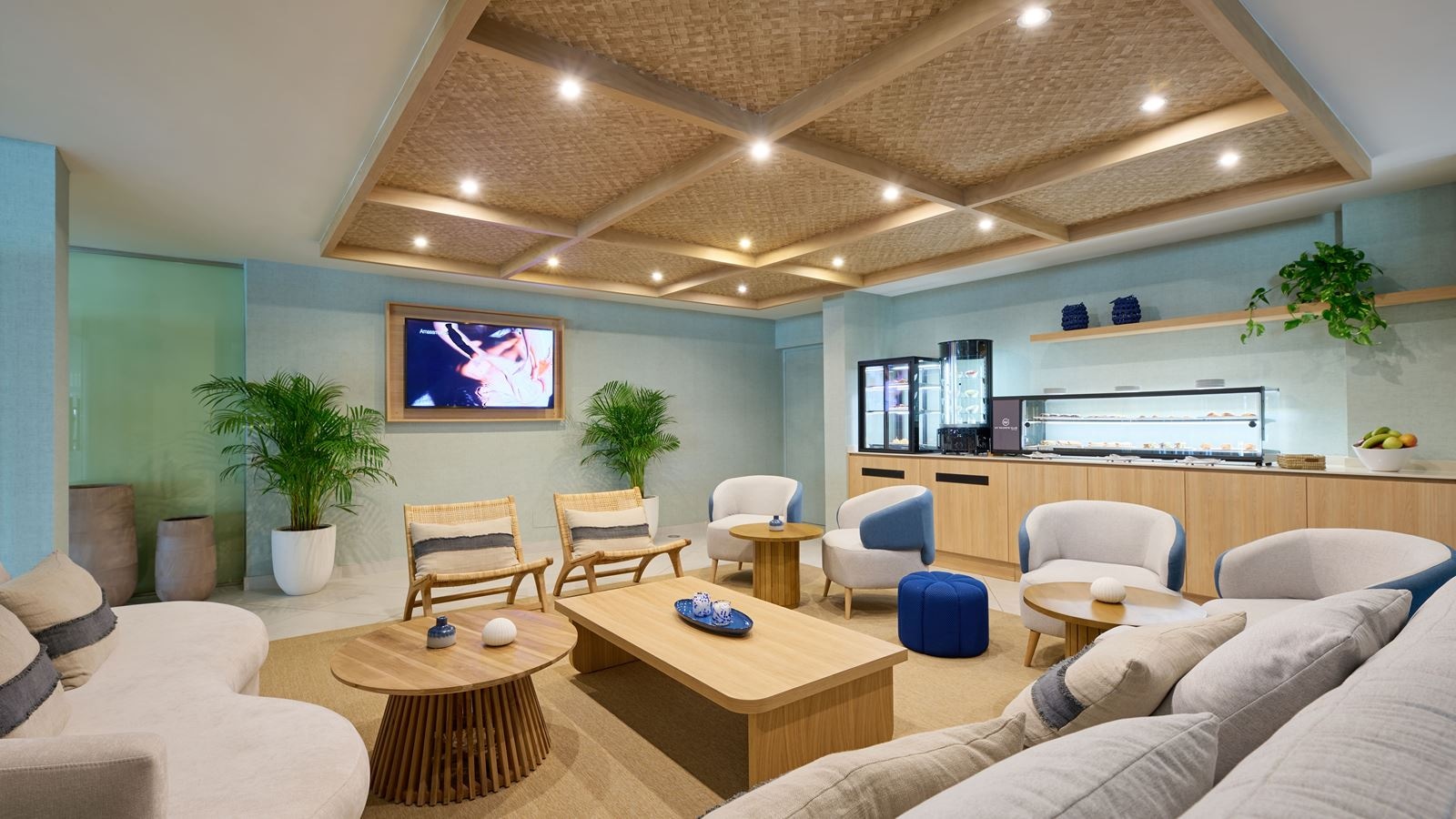 bars-my-favorite-club-lounge