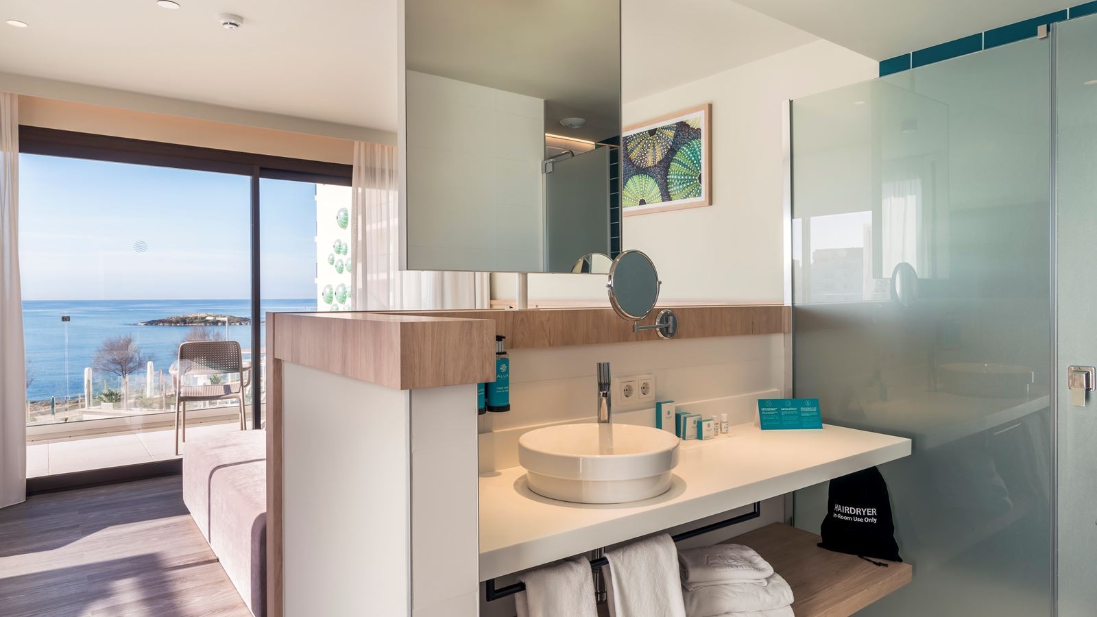 rooms-my-favorite-club-double-seafront-with-balcony