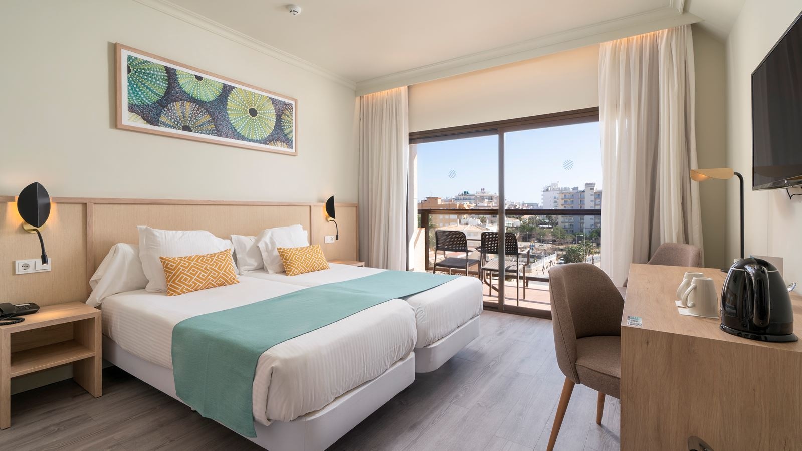 rooms-double-pool--seaview-wth-balcony-former-dbl-superior-seaview