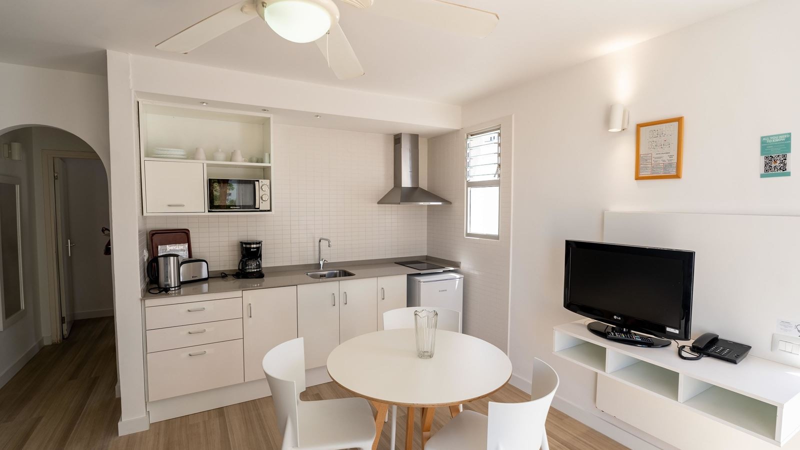 rooms-one-bedroom-standard-apartment