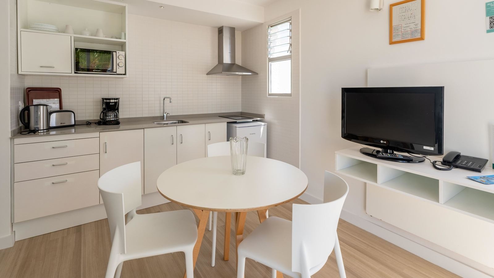 rooms-one-bedroom-standard-apartment