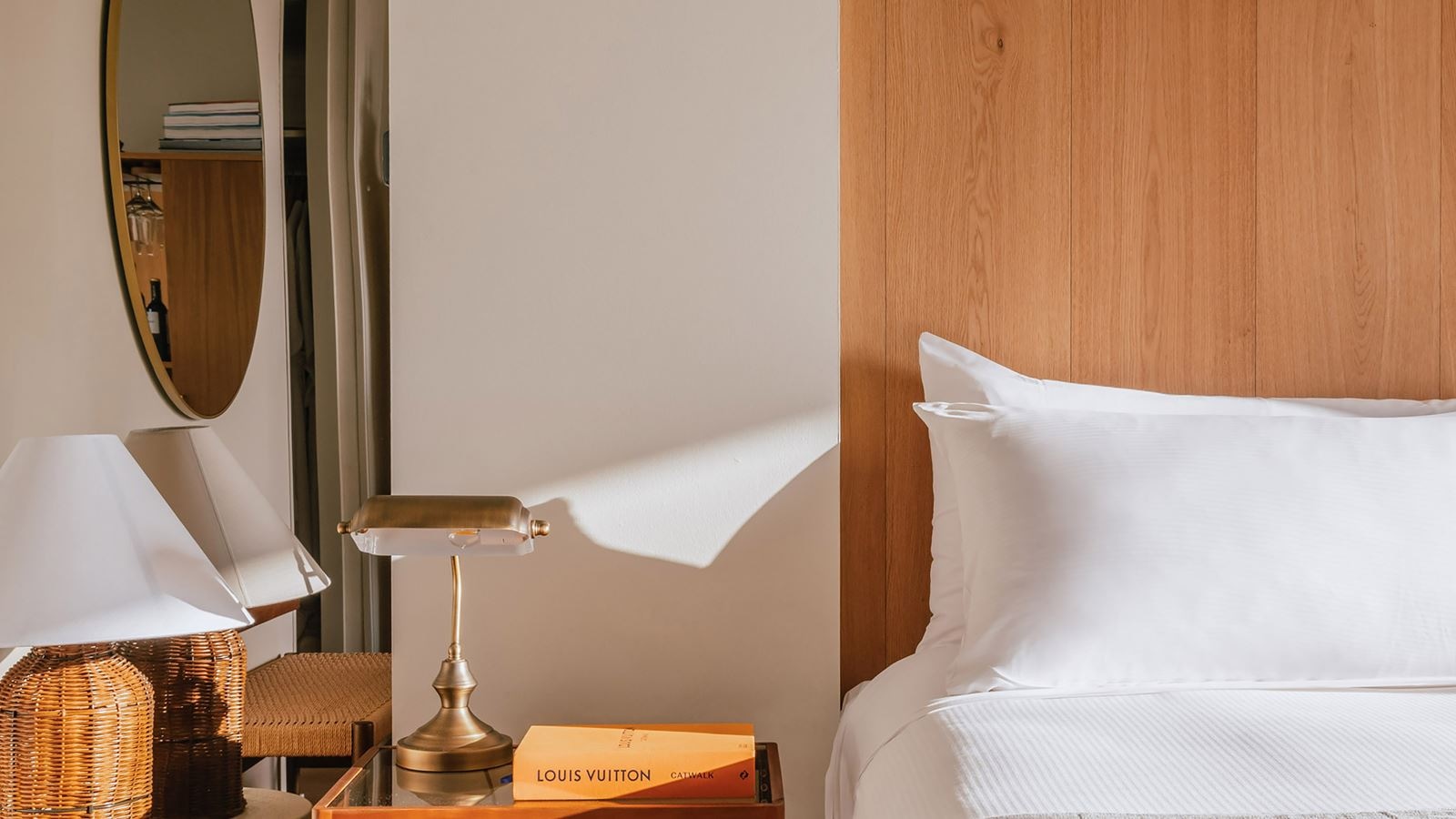 rooms-c2t--deluxe-room