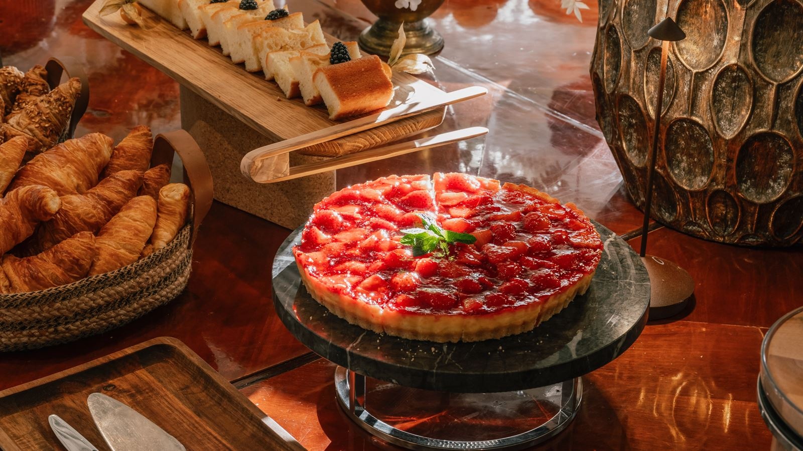 restaurants-breakfast-buffet-restaurant