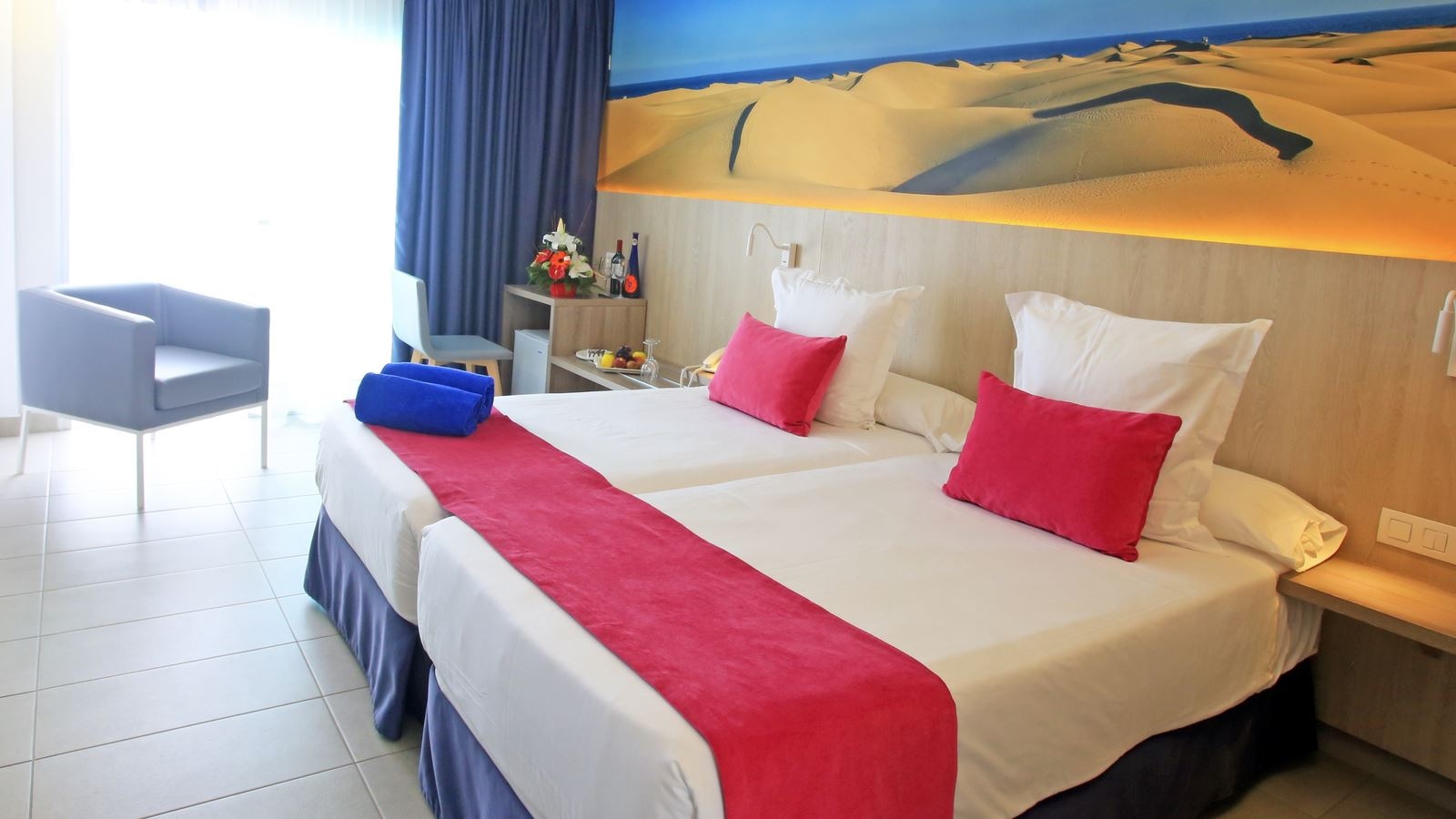 rooms-deluxe-twin--room