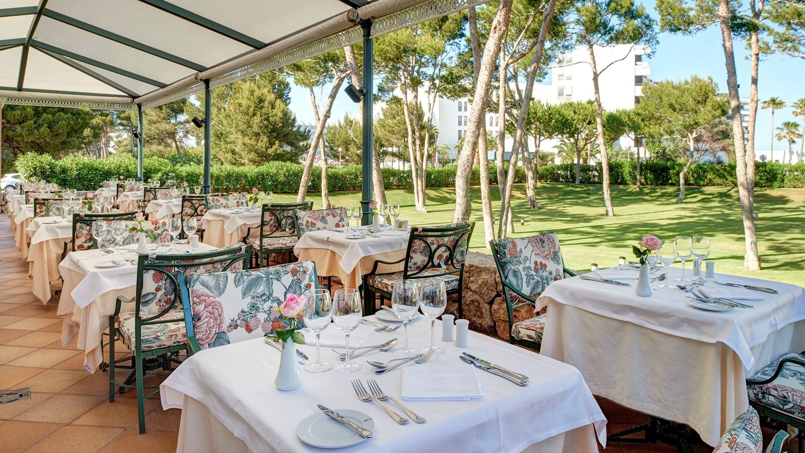 restaurants-main-restaurant