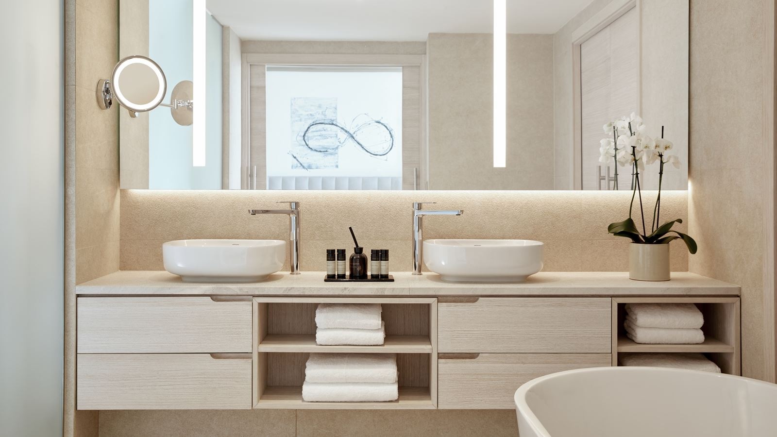 rooms-deluxe-two-bedroom-penthouse-suite-sea-view