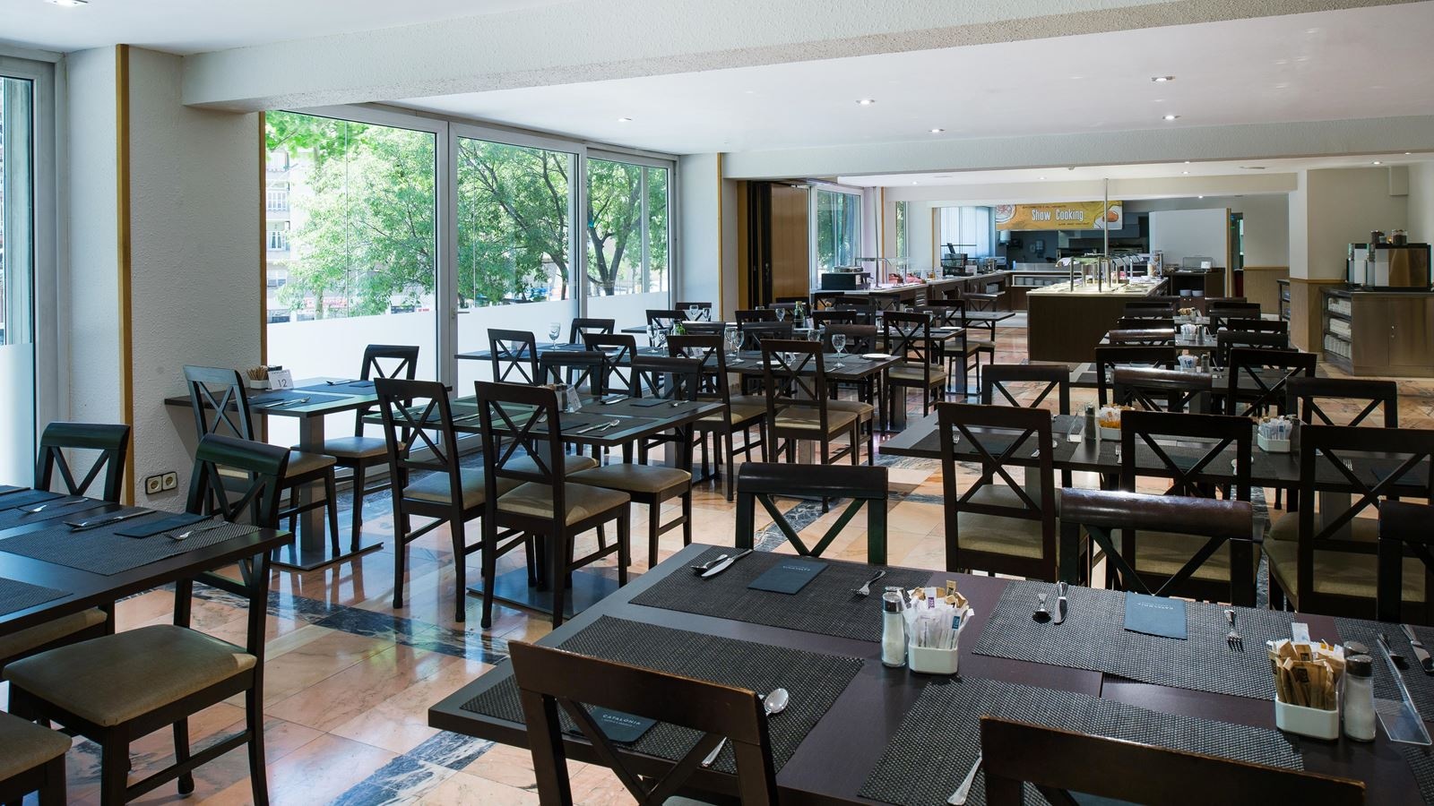 restaurants-restaurants