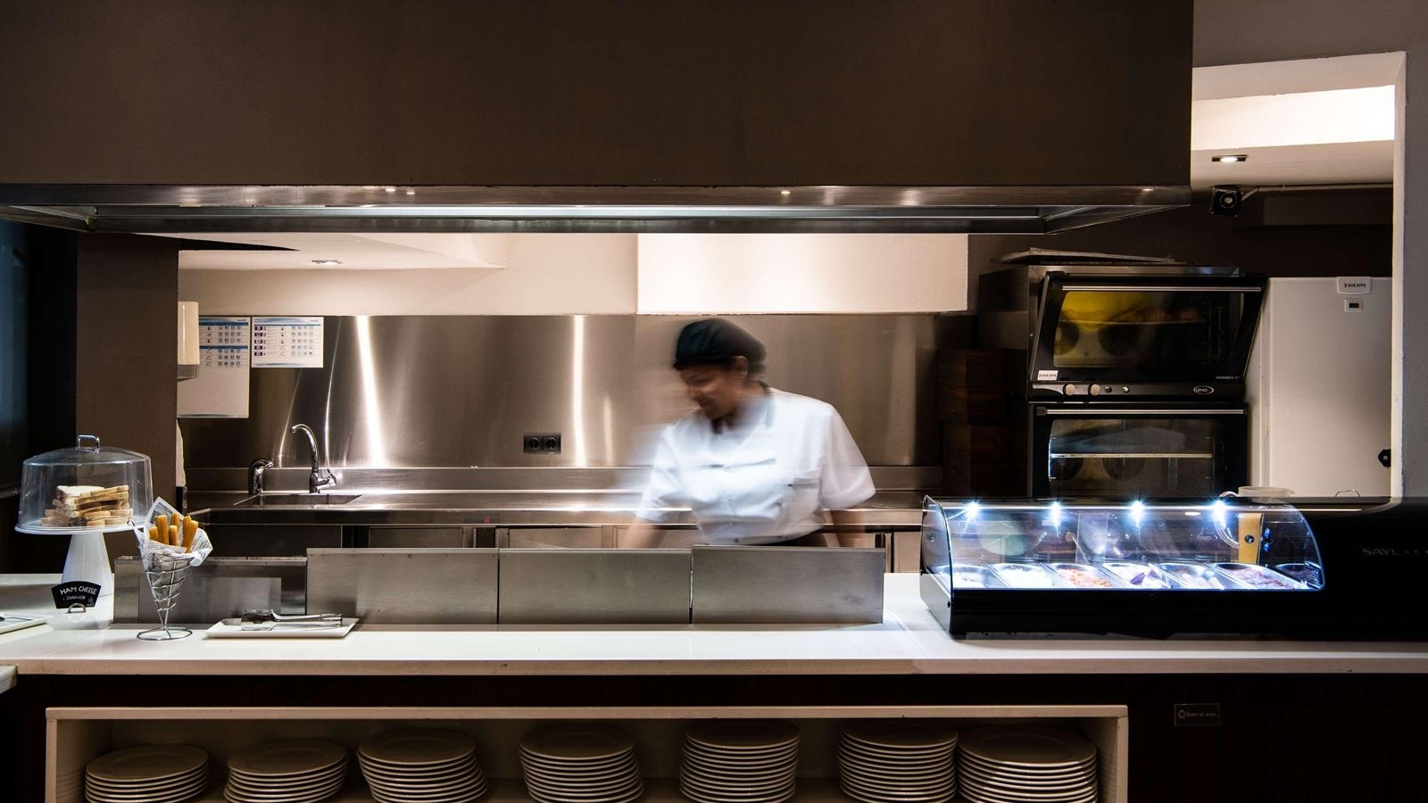 restaurants-restaurants