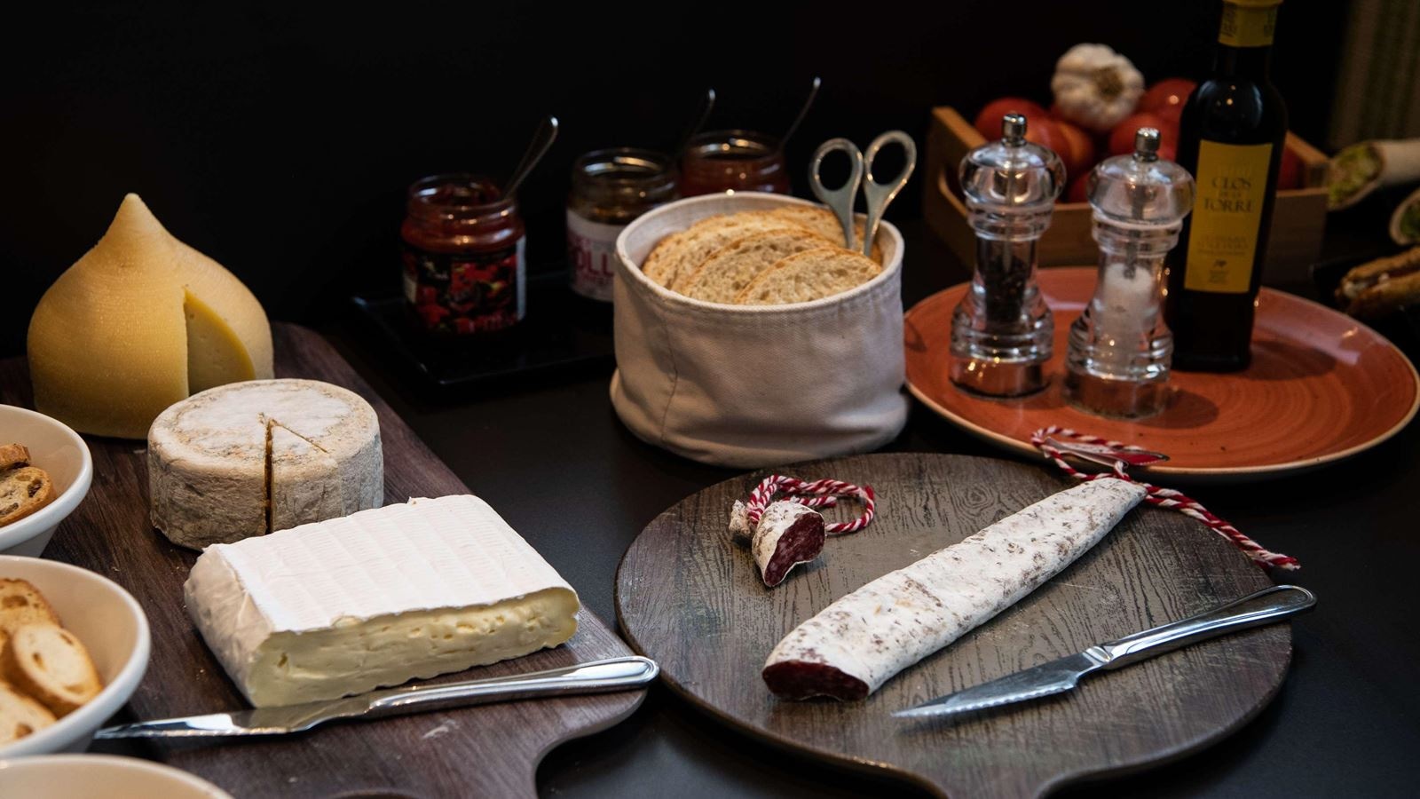 restaurants-restaurants