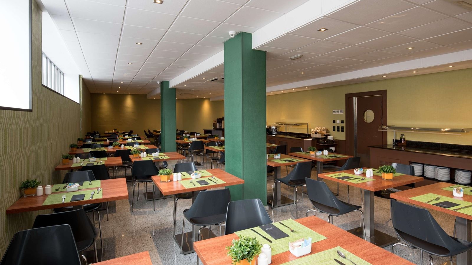 restaurants-restaurants