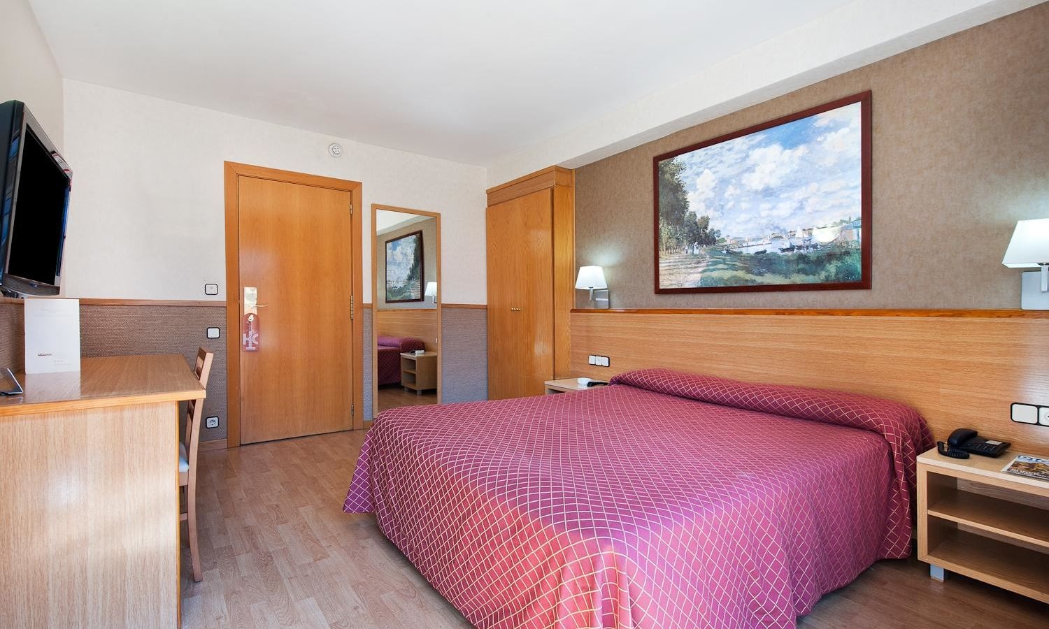 rooms-triple-two-beds