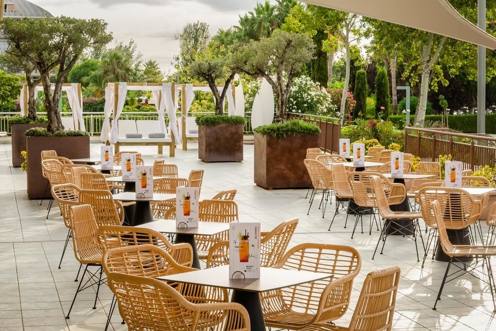 restaurants-restaurants