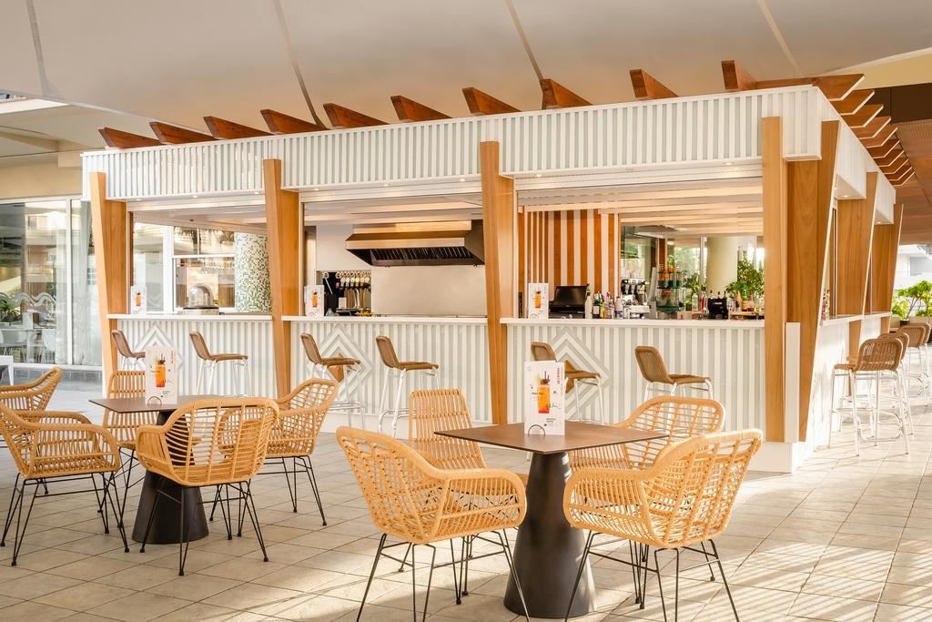 restaurants-restaurants