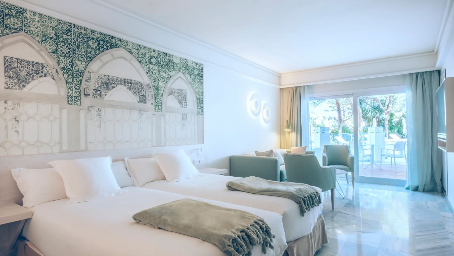 rooms-double-sharing-pool