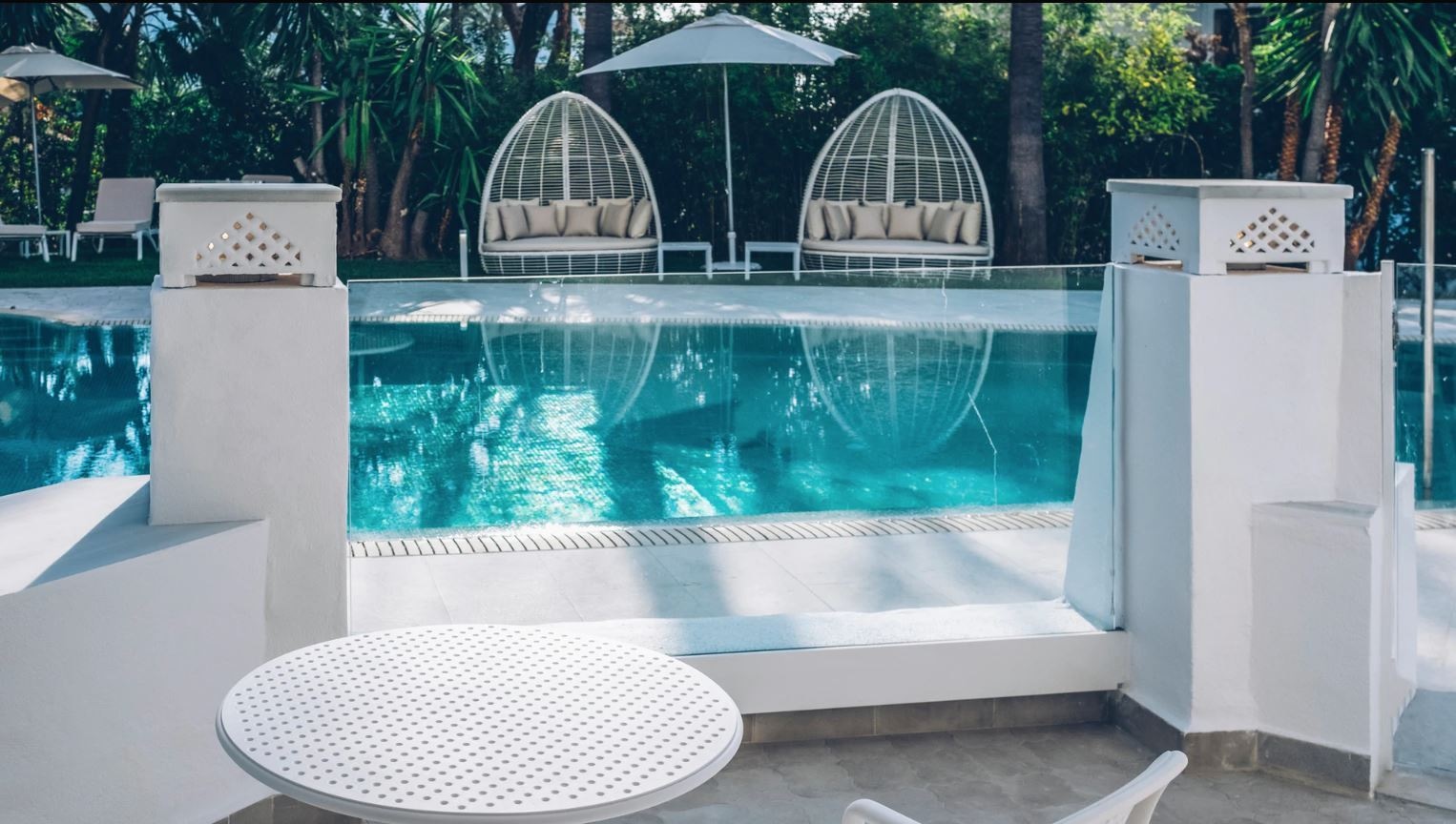 rooms-double-sharing-pool