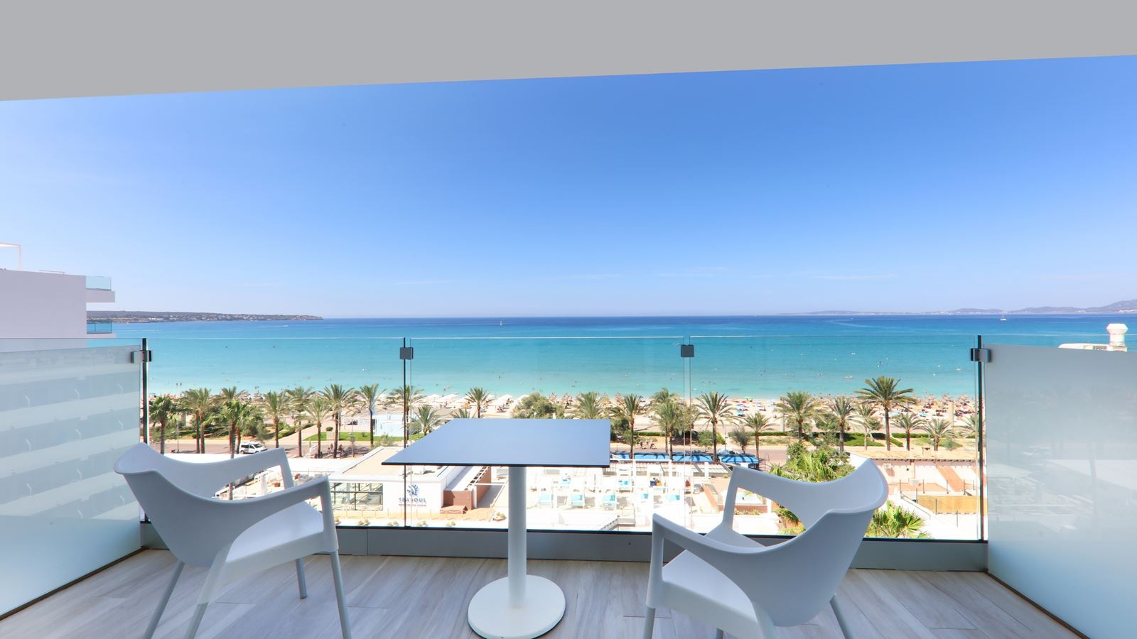 rooms-junior-ste-sv-pty-loc