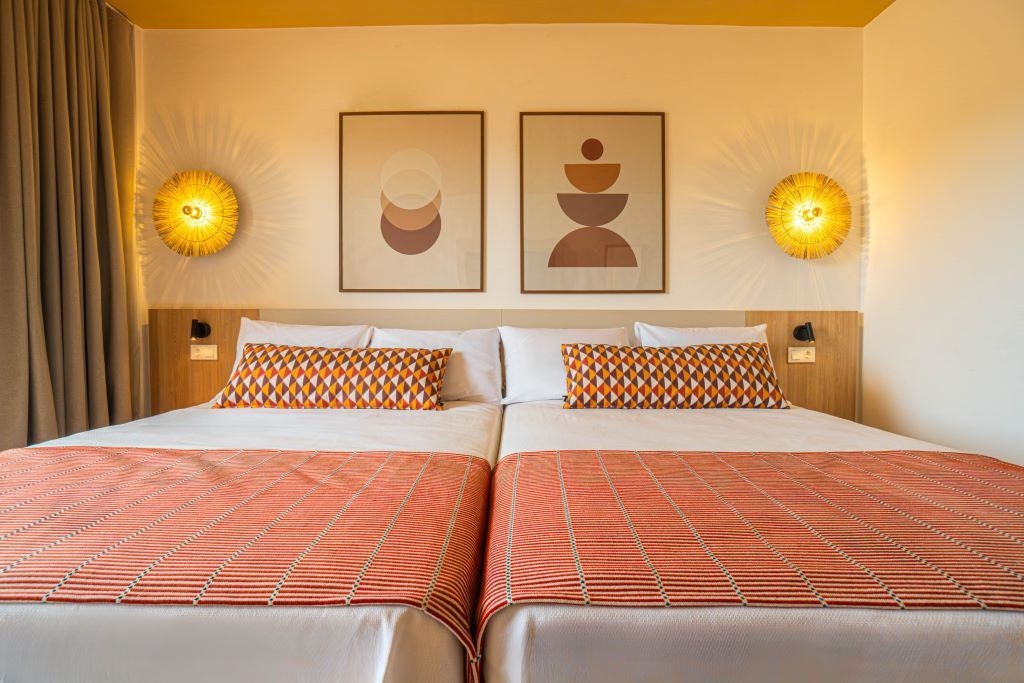 rooms-standard-room-balcony-or-terrace