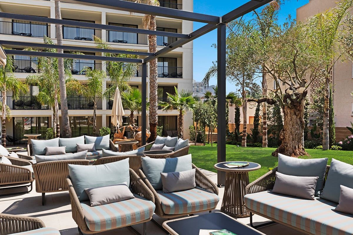 bars-snake-bar--lobby-bar