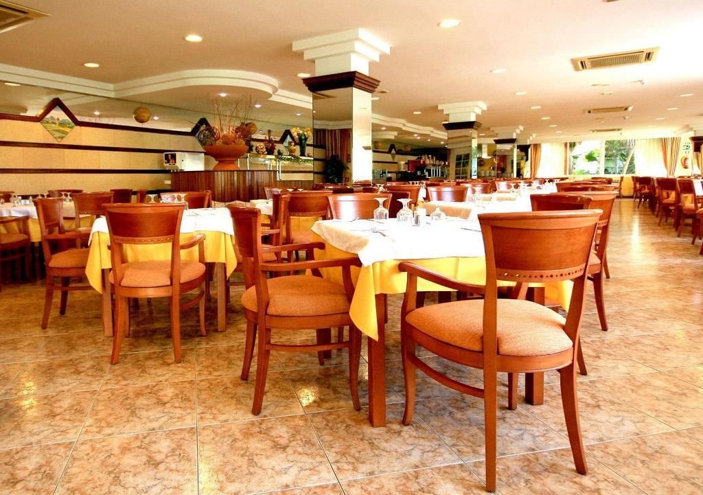 restaurants-main-restaurant