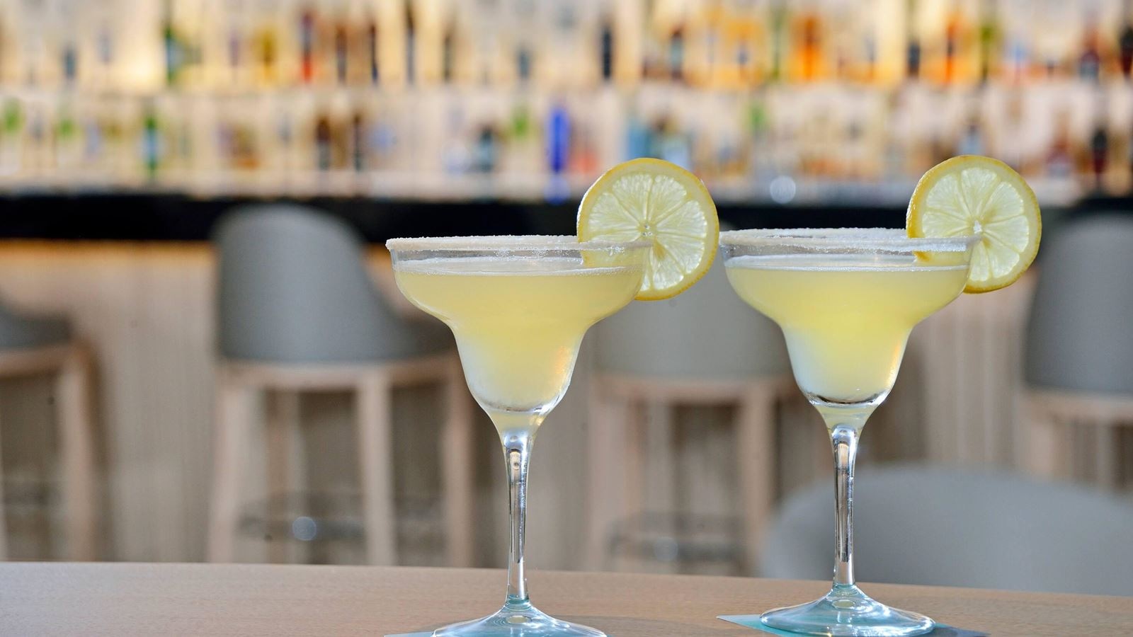 bars-sky--sea-rooftoop-bar