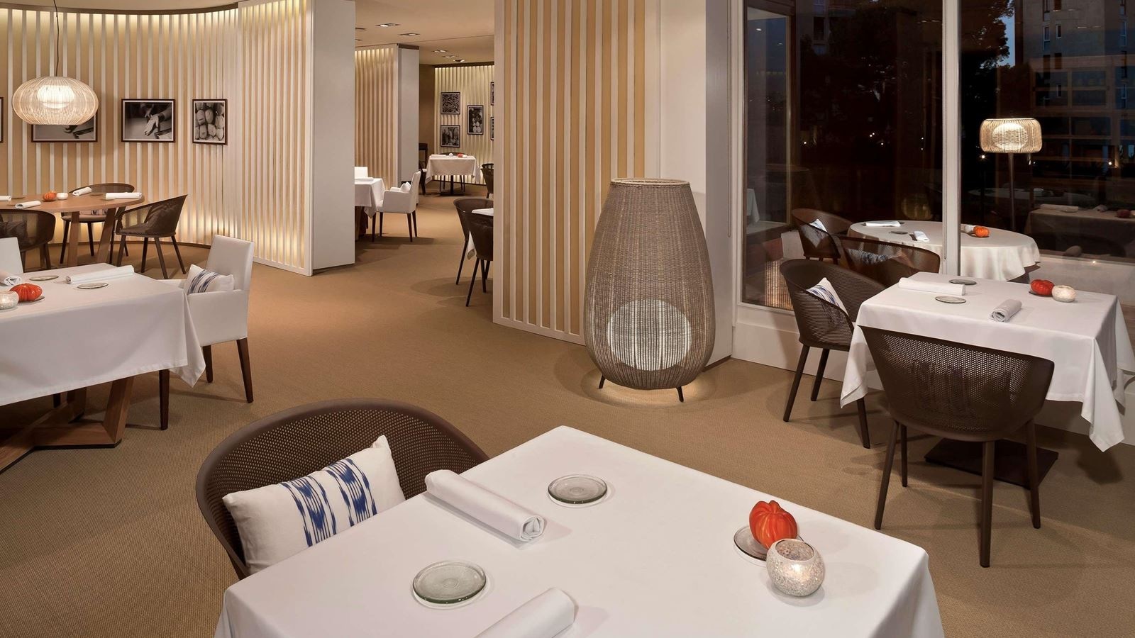 restaurants-restaurants