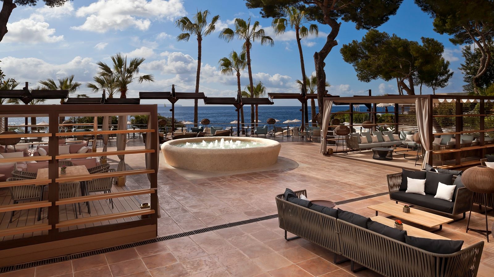 restaurants-amaro-lounge