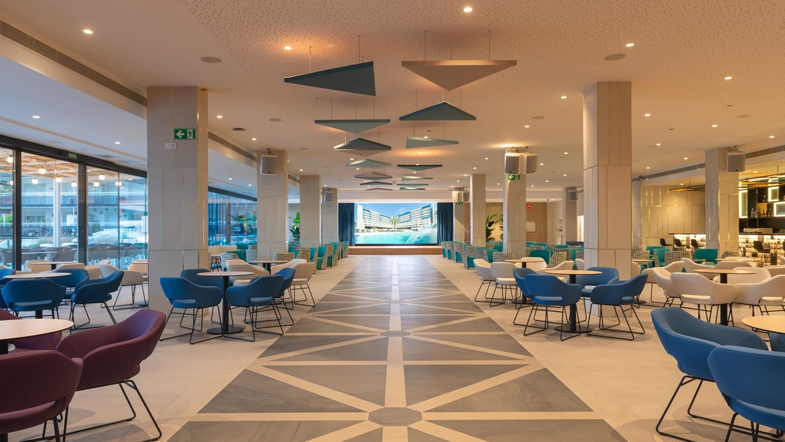 mice-main-restaurant