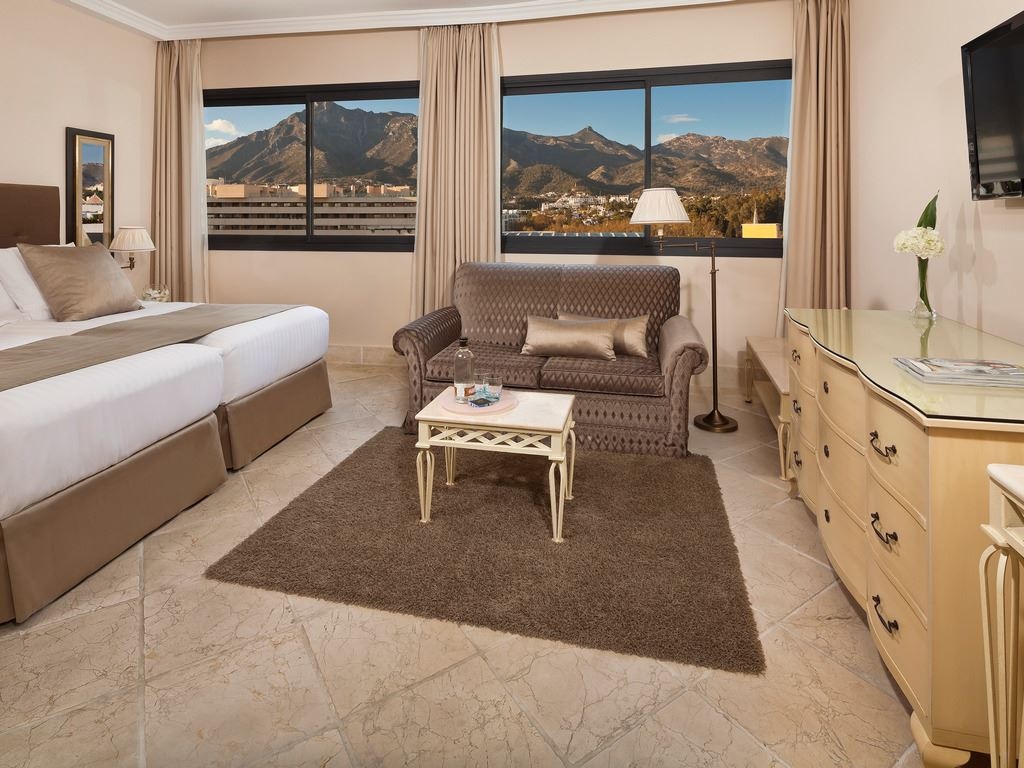 rooms-double-single-use-classic-mountain-view