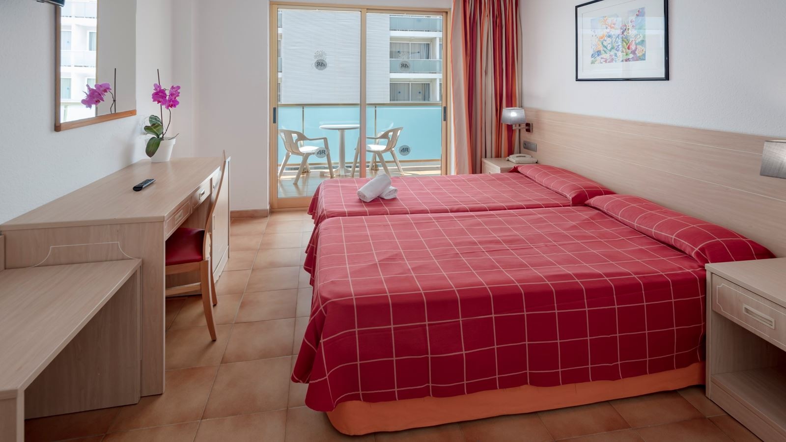 rooms-standard-room