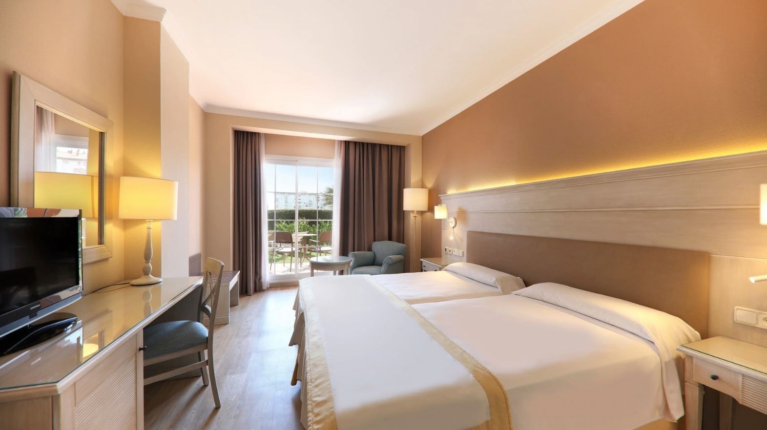 rooms-double-balcony-or-terrace