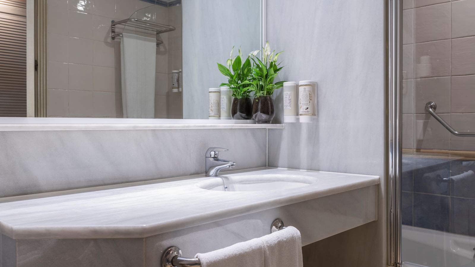 rooms-double-balcony-or-terrace