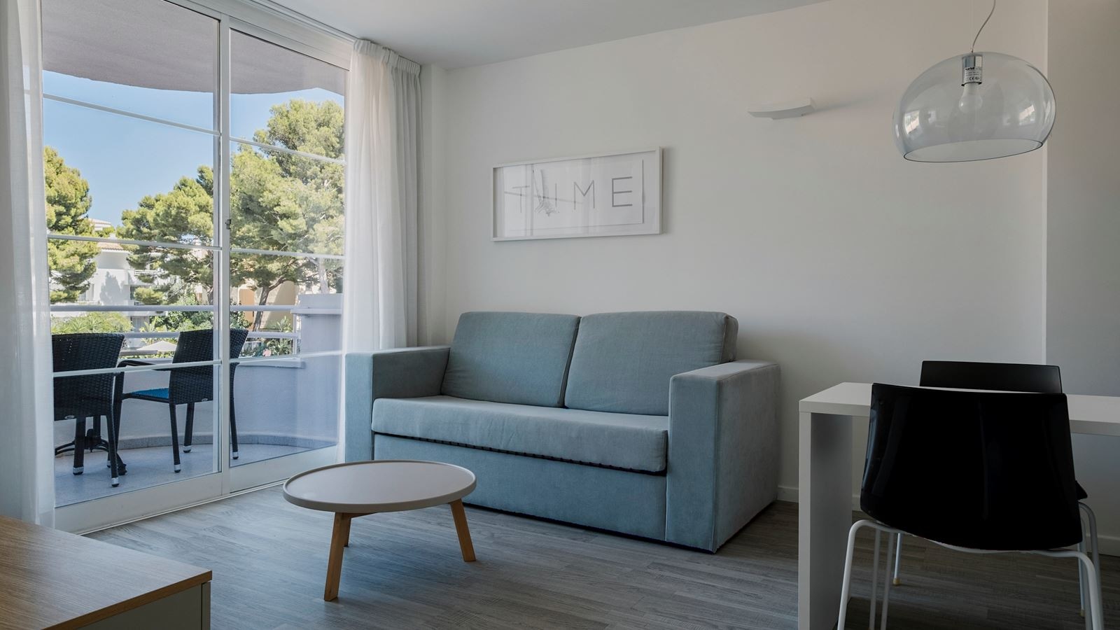 rooms-junior-suite-balcony--terrace-ste