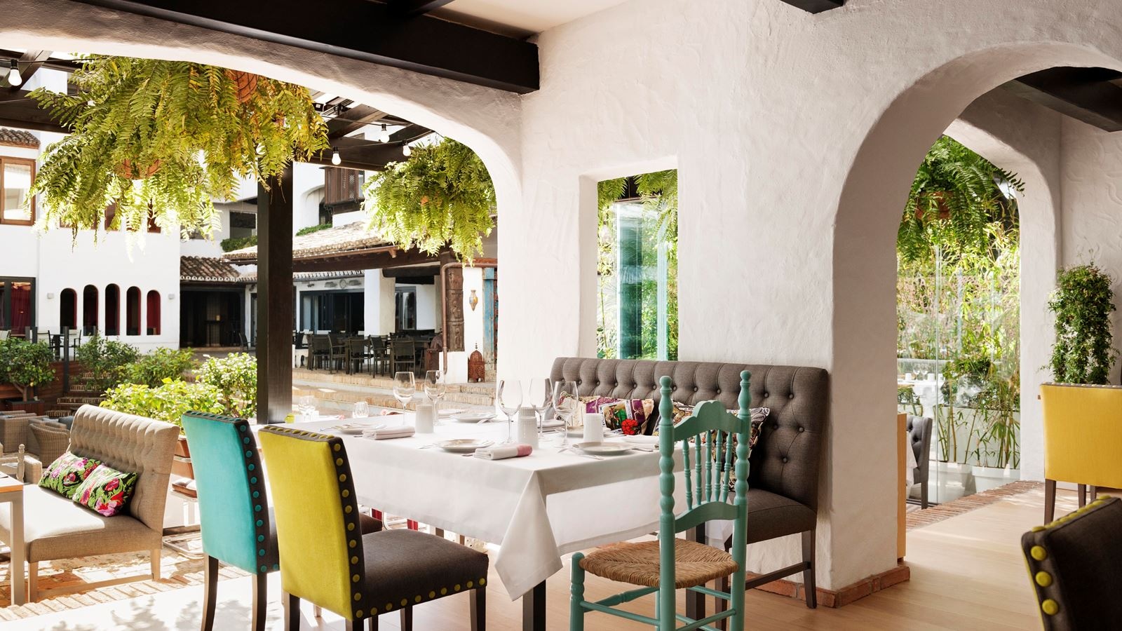 restaurants-restaurants