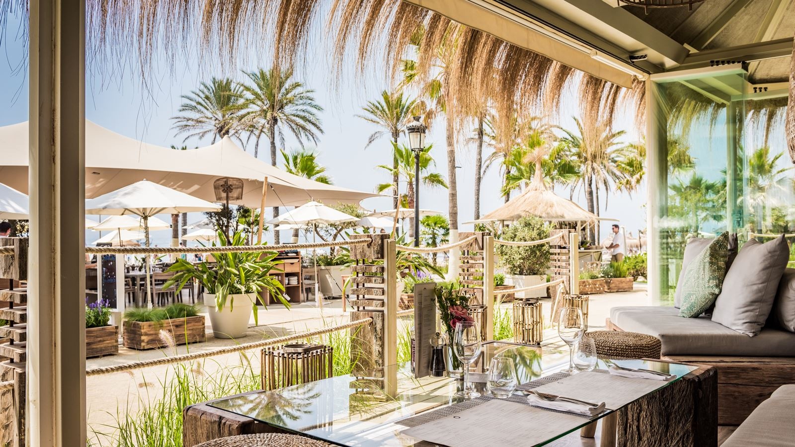 restaurants-restaurants