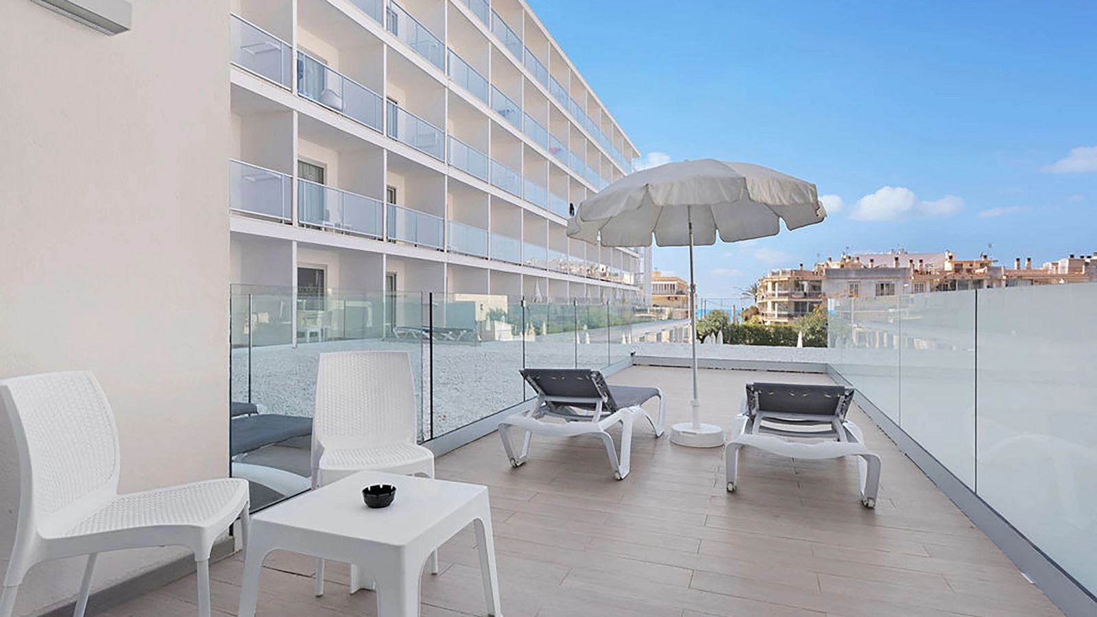 rooms-double-superior-with-terrace