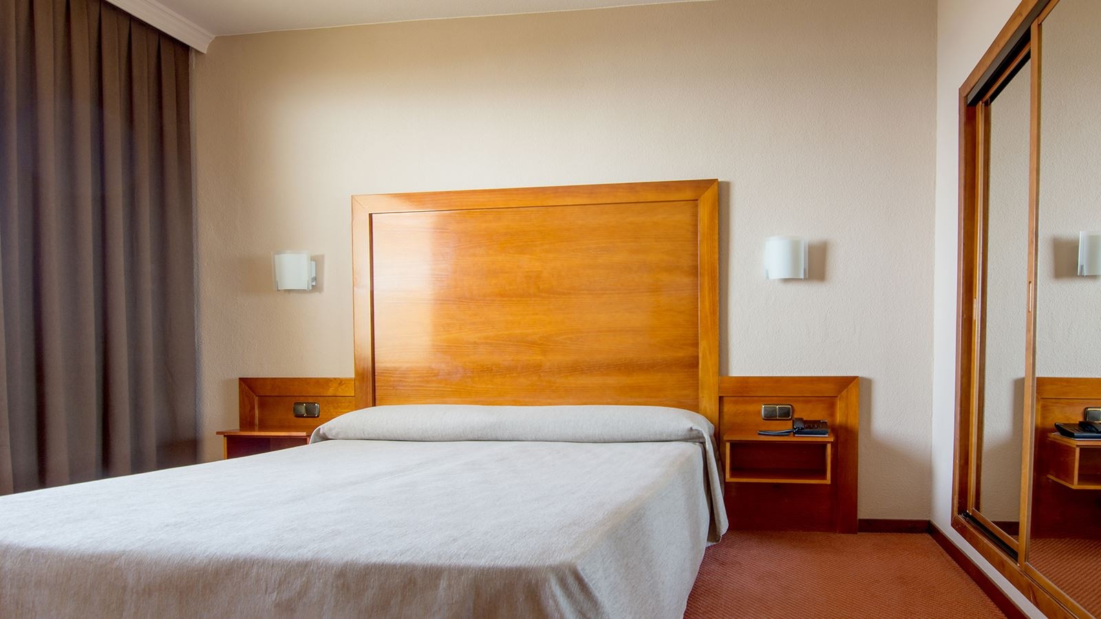 rooms-double-room-economy