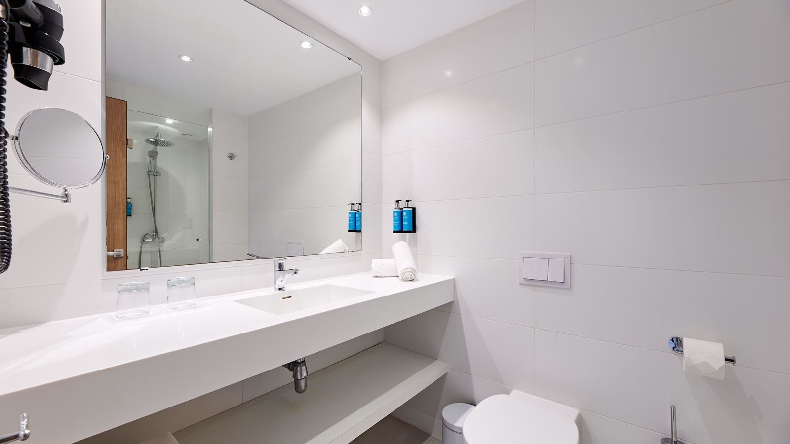 rooms-room-double-seaview-balcony