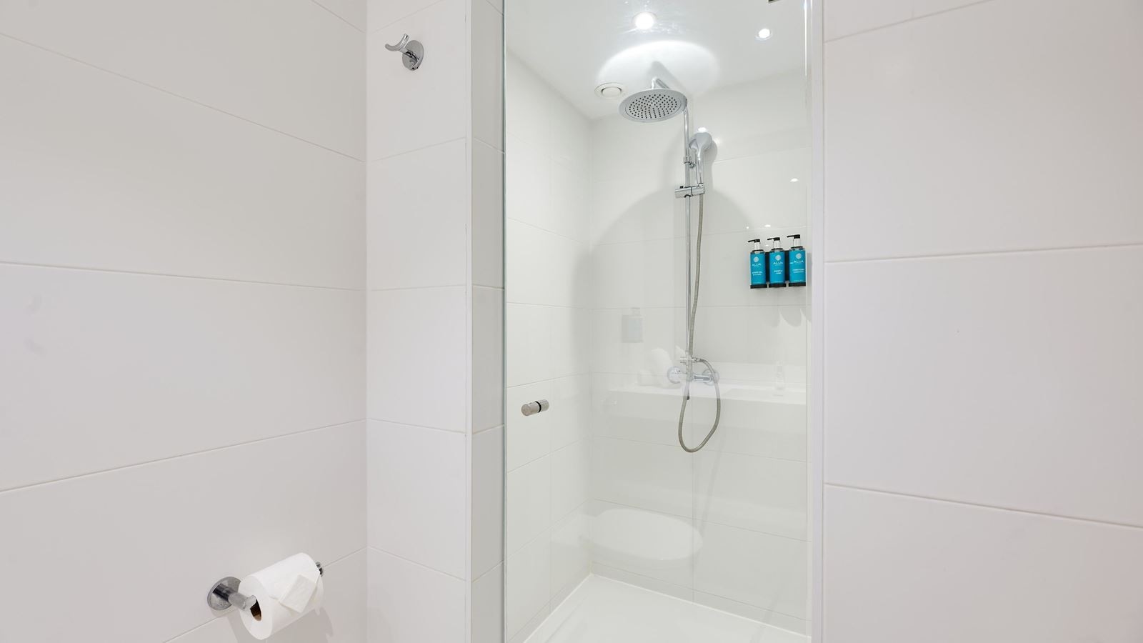 rooms-double-superior-sea-view-with-balcony