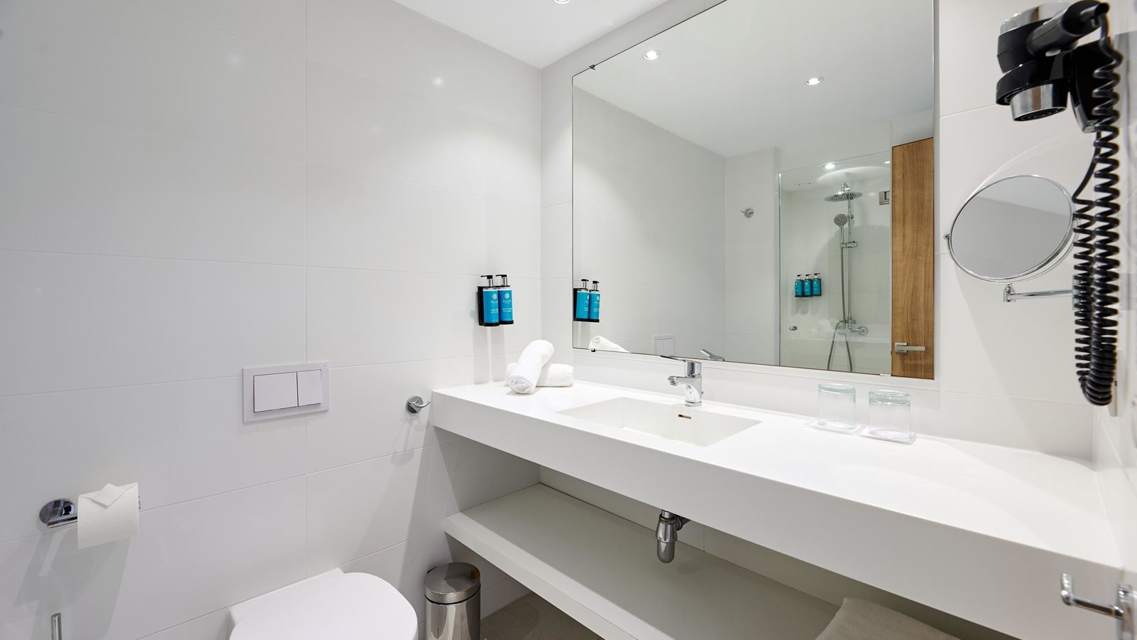 rooms-double-room-with-balcony