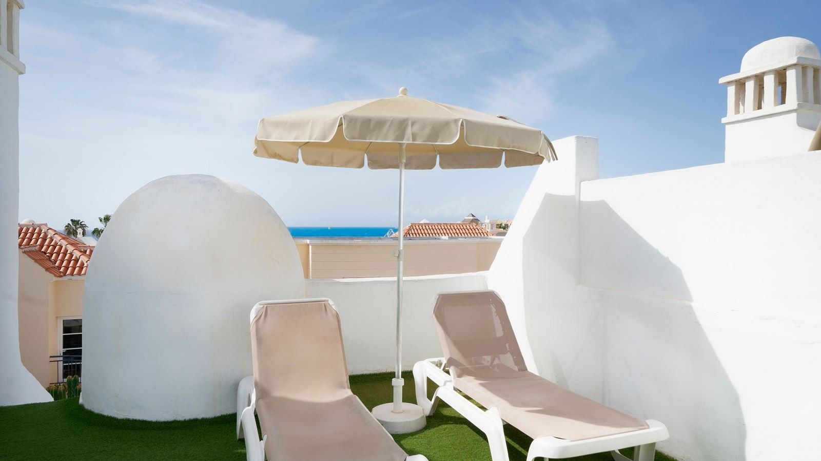 rooms-apartment-1-bedroom-roof-terrace