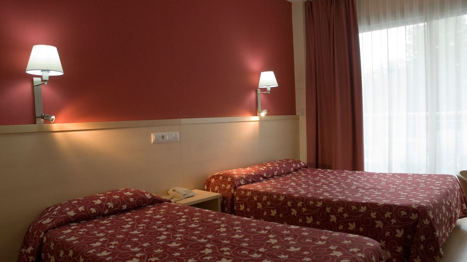 rooms-room-double-balcony-or-terrace