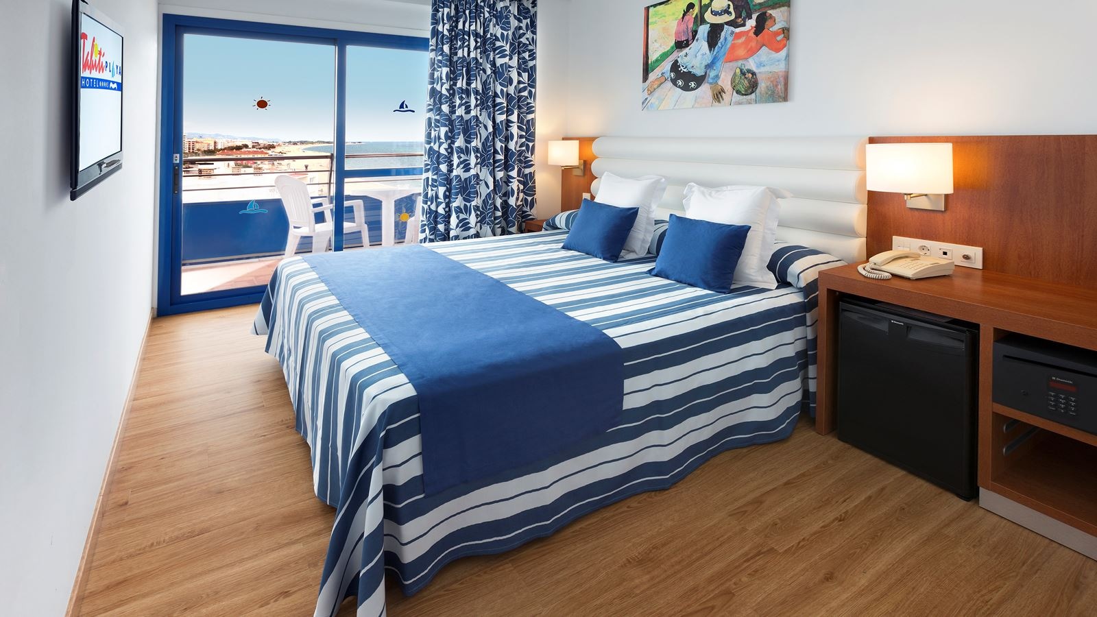 rooms-superior-double-lateral-sea-view-balcony-or-terrace-sum