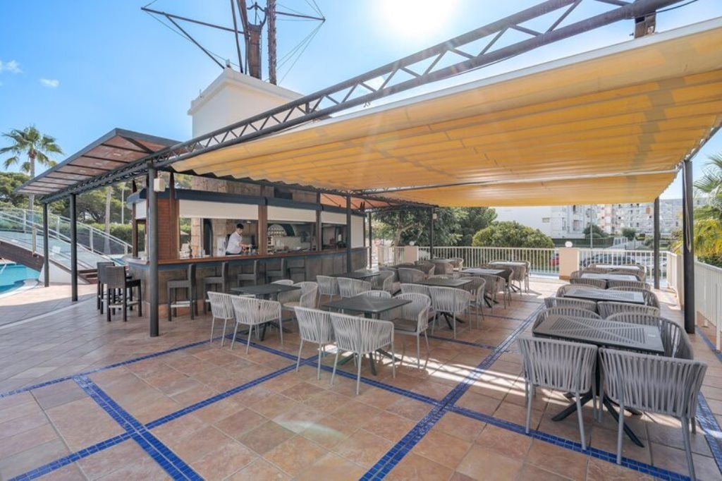 restaurants-restaurants