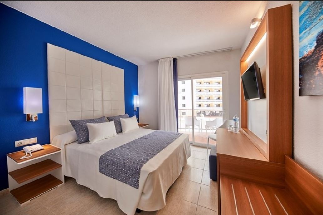 rooms-double-room-side-sea-view-balcony-or-terrace